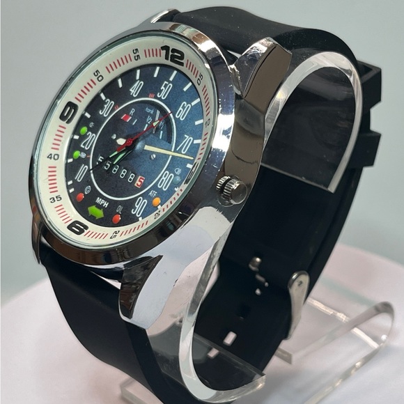 Watch NEW VW Beetle 1970’s Style - Picture 3 of 7